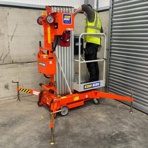 Vertical Mast Lift